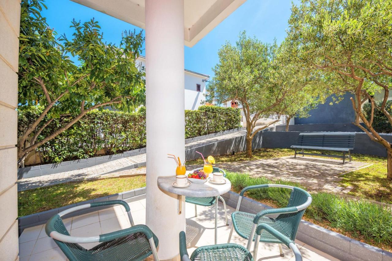 Villa Mihaela Trogir Extérieur photo