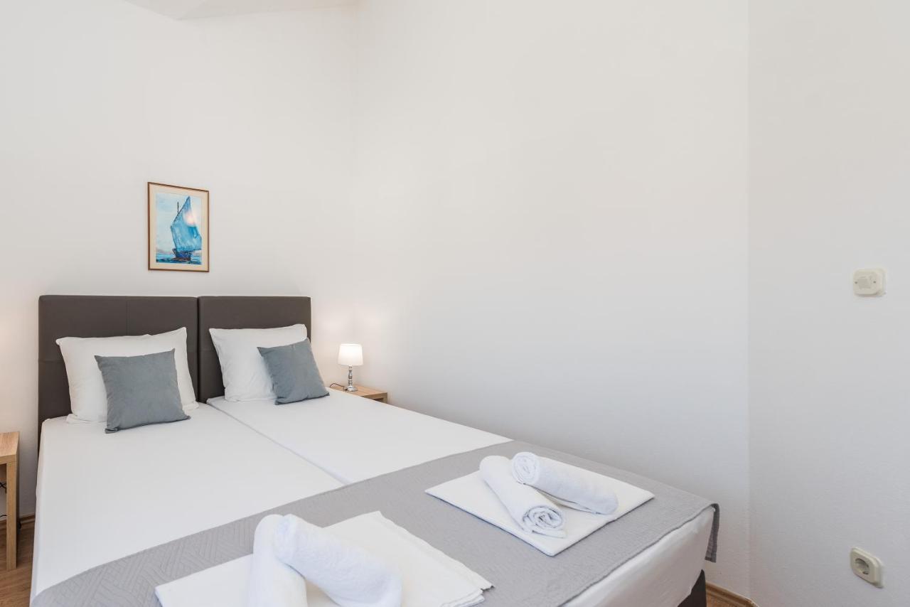 Villa Mihaela Trogir Extérieur photo