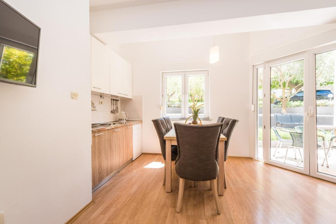 Villa Mihaela Trogir Extérieur photo